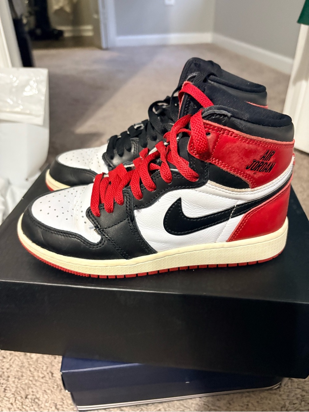 Jordan Youth High-Top Sneakers — Black/White/Red